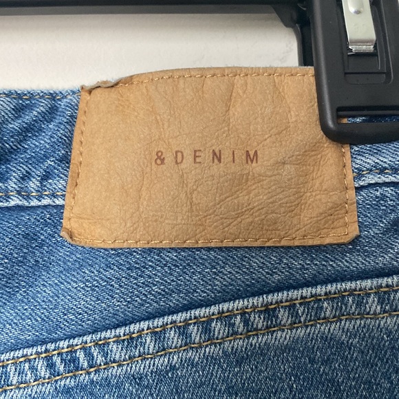 & Denim Boyfriend Low Waist Jeans Size 6 - Picture 3 of 5